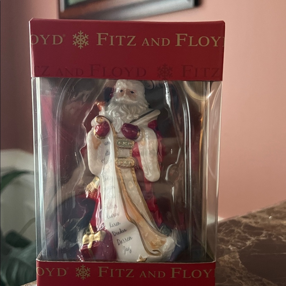 Fitz and Floyd Red and White Santa Figurine
2020 bell ornament/figurine NWB